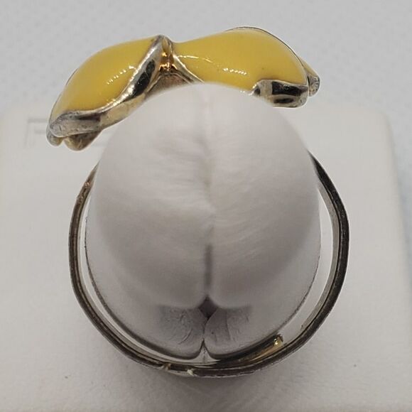 Adjustable Yellow Flower Ring - Picture 4 of 5